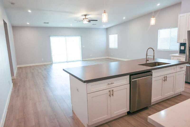 2527 E Broadway Rd - Photo 7 of 35