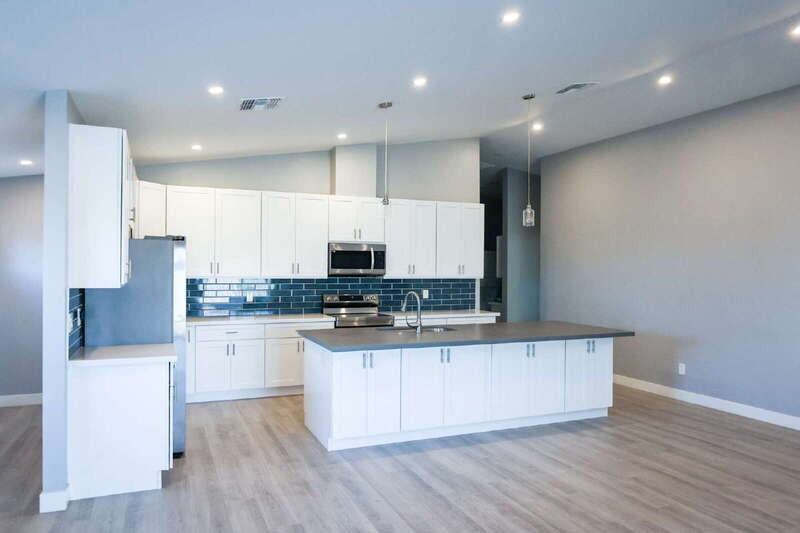 2535 E Broadway Rd - Photo 5 of 36