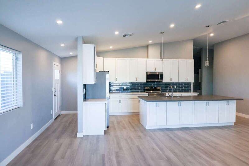 2535 E Broadway Rd - Photo 6 of 36