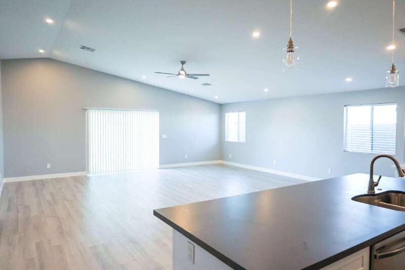 2535 E Broadway Rd - Photo 7 of 36