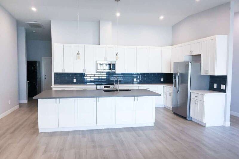 2531 E Broadway Rd - Photo 4 of 30