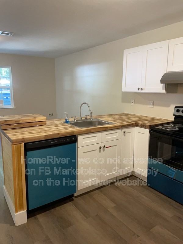 5867 Peachtree St - Photo 5 of 14