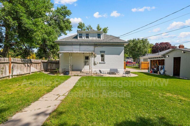 310 Se #2 - Photo 5 of 39