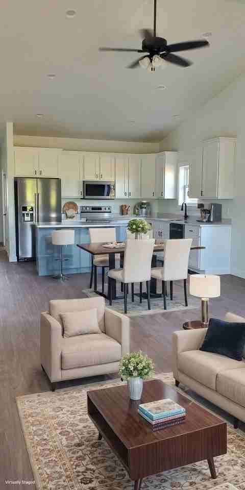 1229 Wisteria Ln - Photo 6 of 28