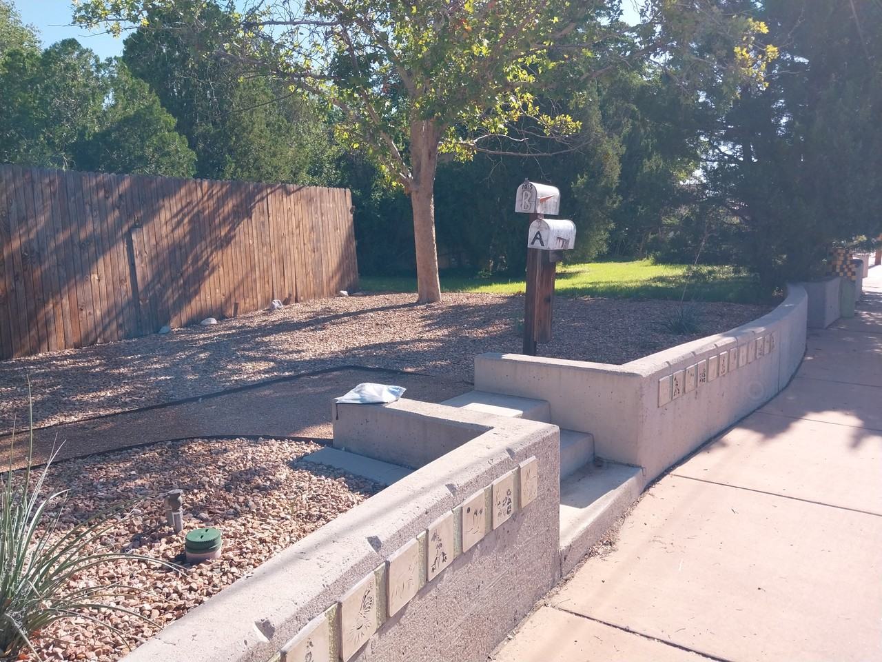 1015 Candelaria Rd Nw - Photo 2 of 30