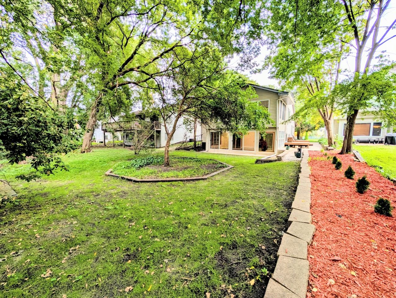 850 9th Ave Nw - Photo 3 of 21