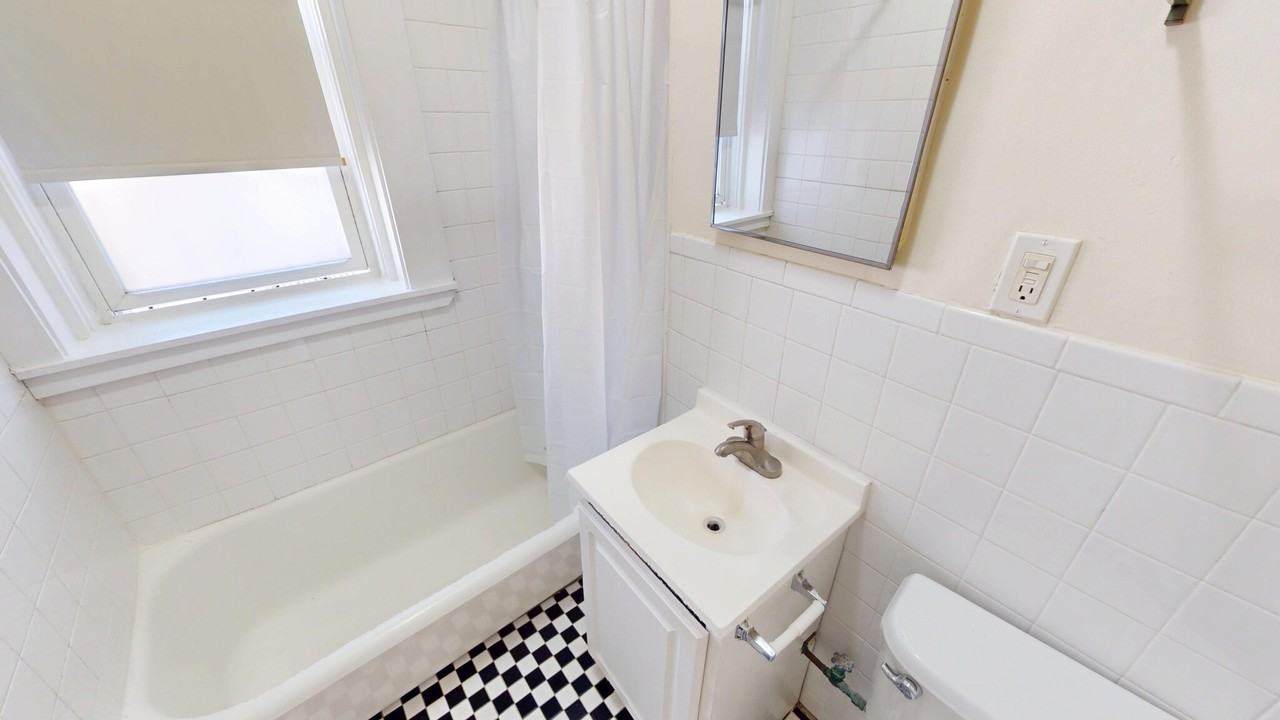 1943 Commonwealth Ave #26 - Photo 3 of 6