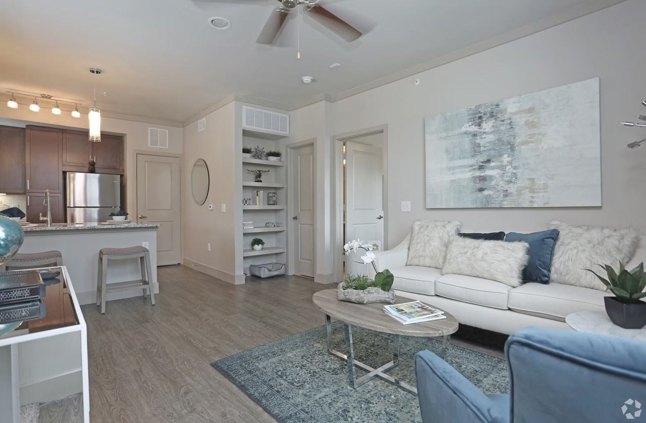 494 North Humble Street #KLG2 - Photo 4 of 16