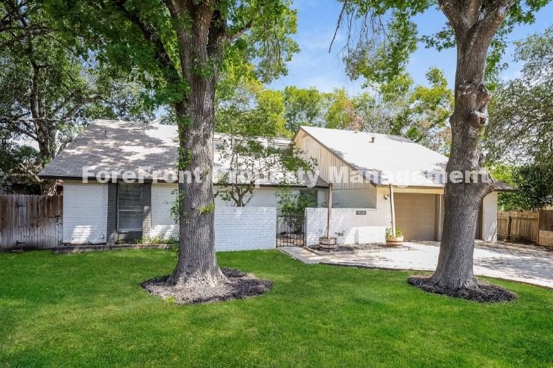 8203 Brixton - Photo 2 of 21