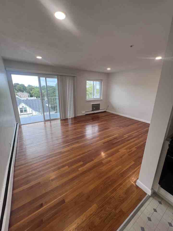 6 Gilson Rd #42
