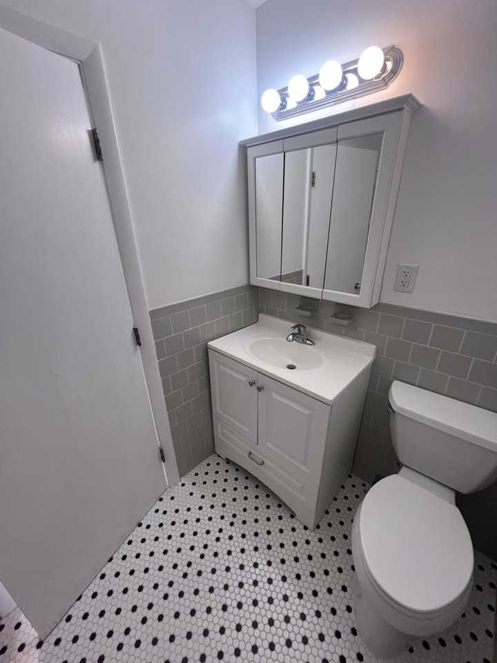 6 Gilson Rd #42 - Photo 5 of 10