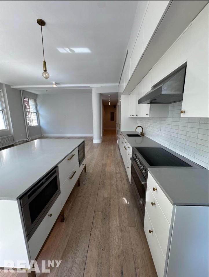 Broome St #3W - Photo 2 of 16