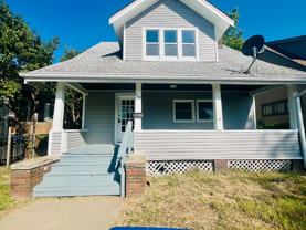 719 Bluff St - Photo 1 of 1