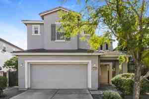 featured image of 1303 E Julian Dr