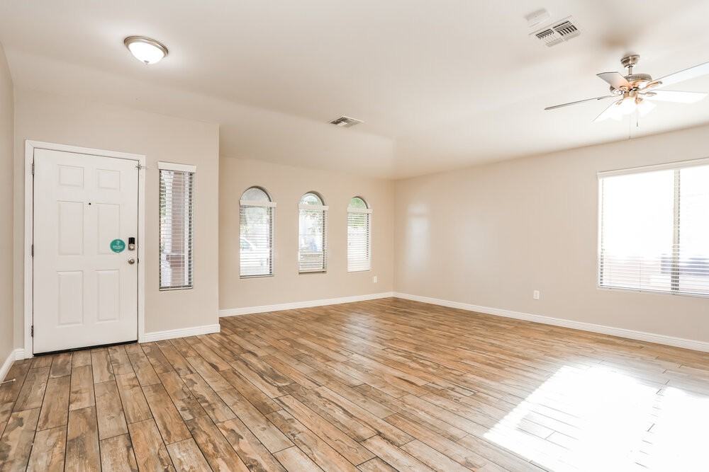 248 W Calle Patio Lindo - Photo 3 of 16