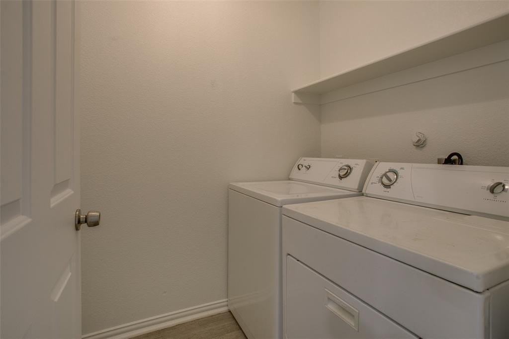 4503 Risinghill Drive - Photo 5 of 38