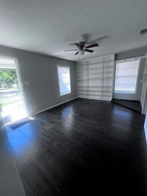 1333 Meadowbrook Dr - Photo 3 of 18