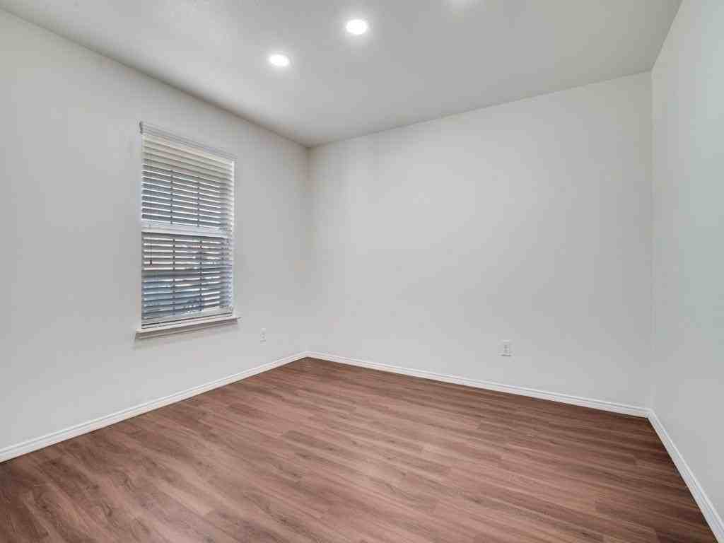 2476 French Street - Photo 3 of 25