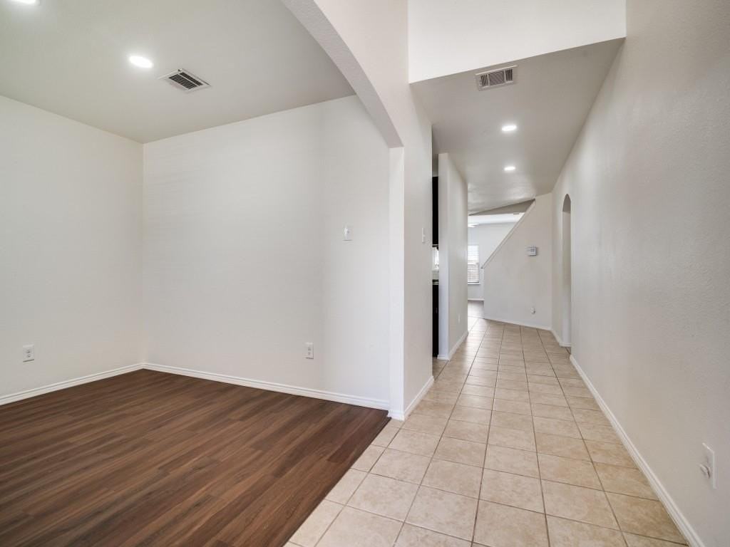 2476 French Street - Photo 4 of 25