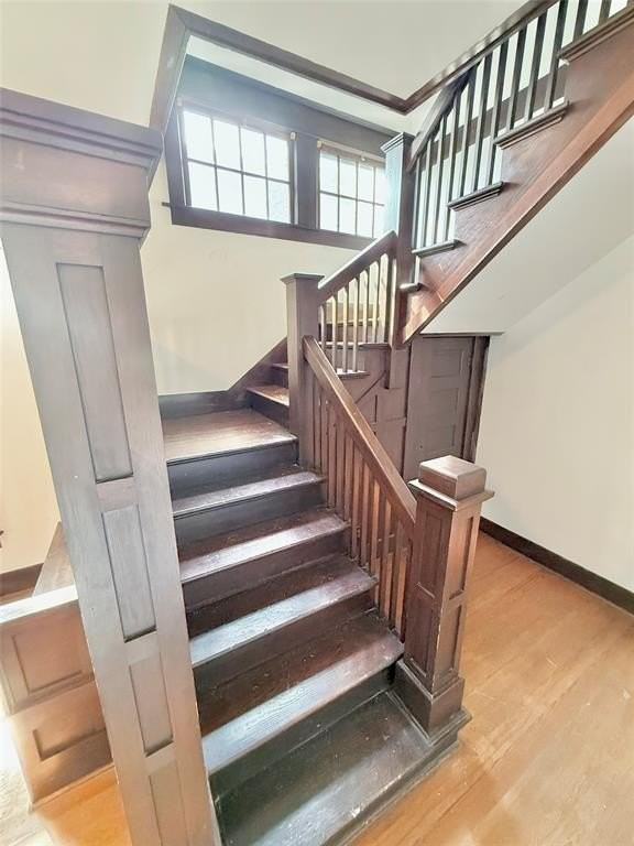 517 W Hull St - Photo 5 of 33