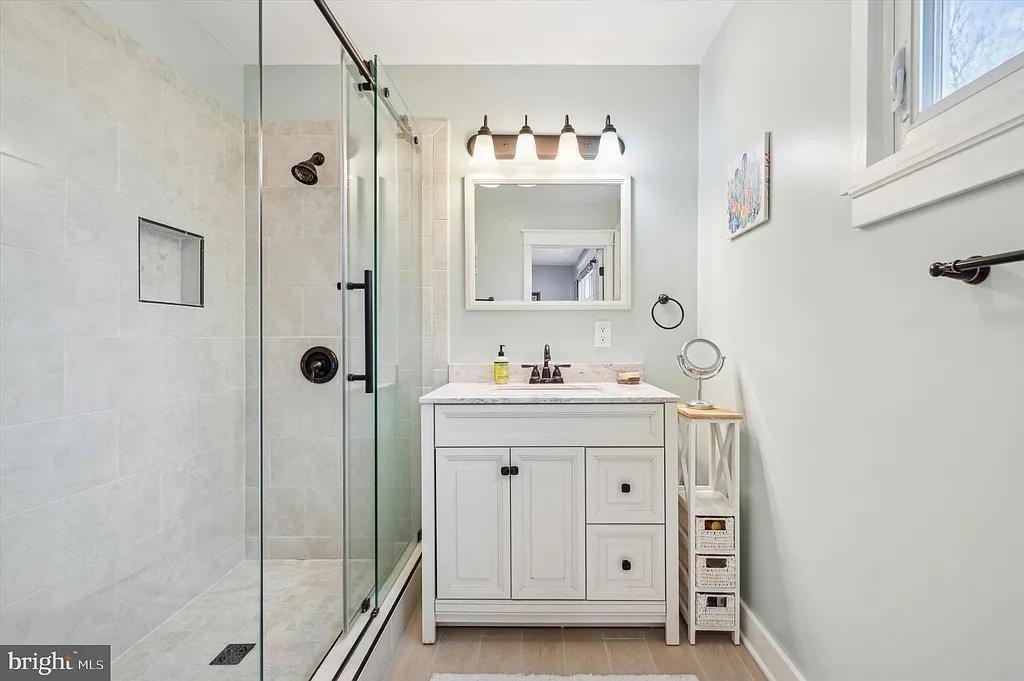 1744 Josie Ln - Photo 3 of 3