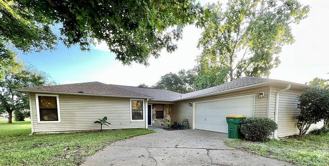 413 Primrose Cir - Photo 1 of 1