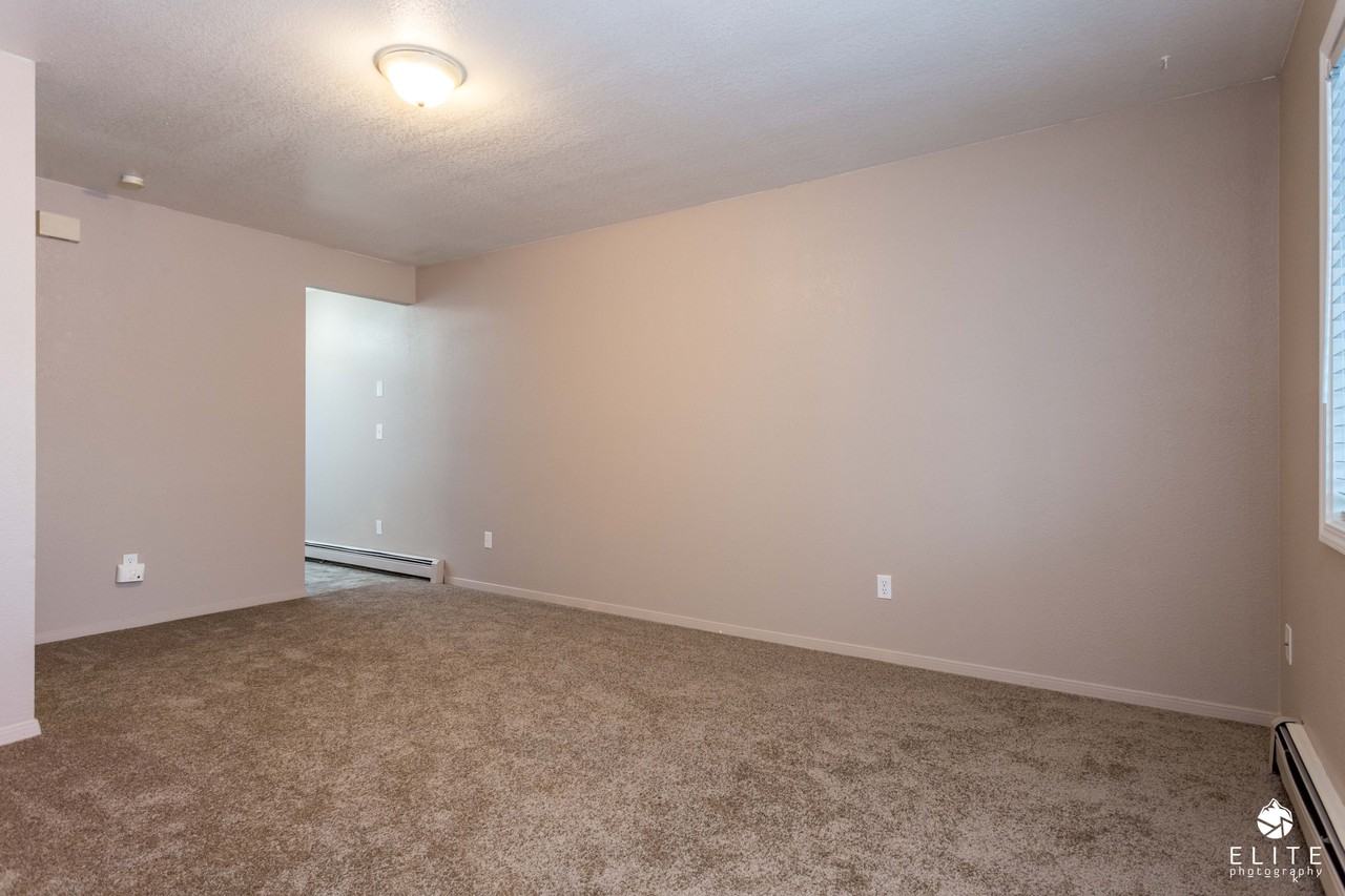 8121 E 16th Ave #3 - Photo 7 of 10