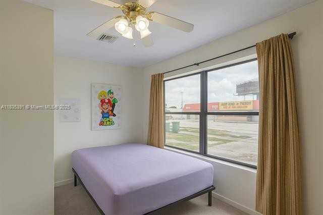 3925 Southwest 88th Place - Photo 3 of 7