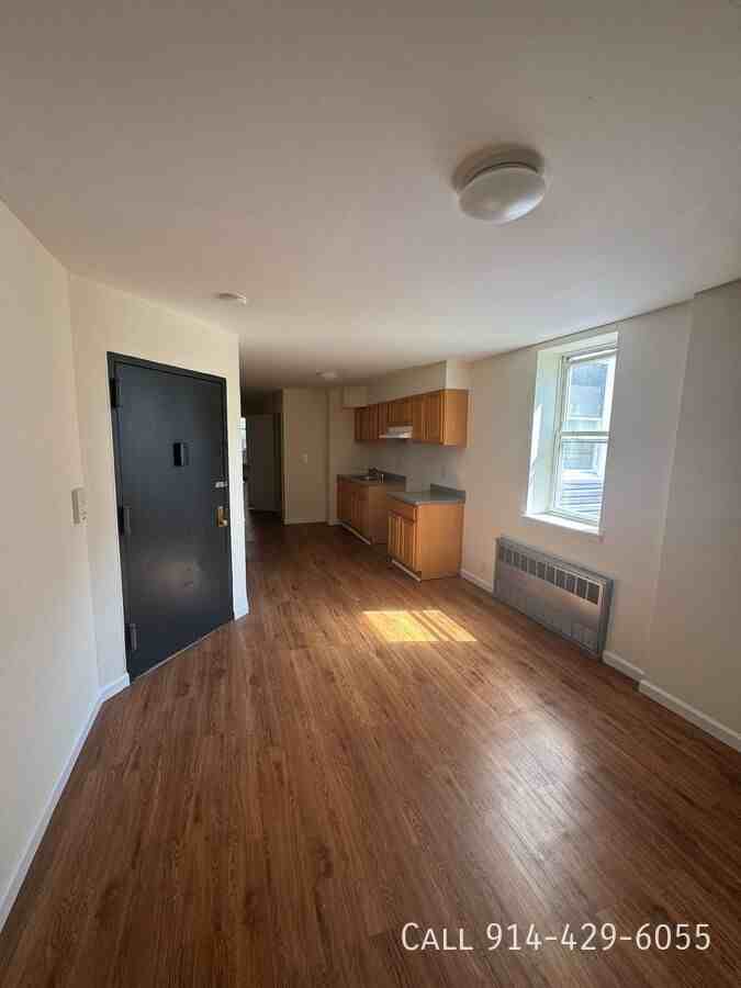 143 School St #1S - Photo 2 of 15