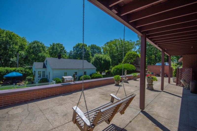 206A W Main St - Photo 3 of 21