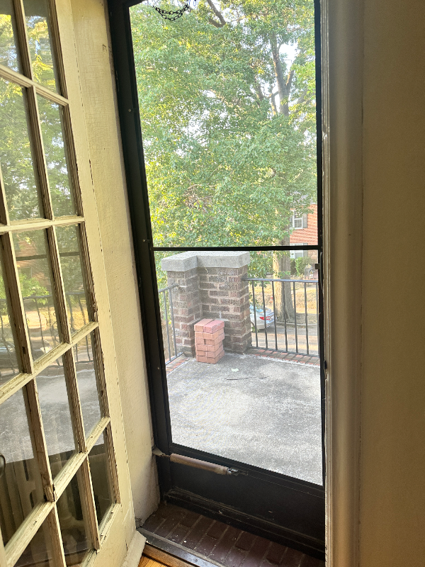 7320 Tulane Ave - Photo 4 of 30