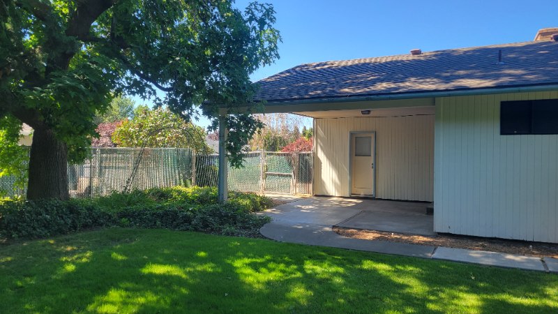 181 Blossom Way - Photo 2 of 15