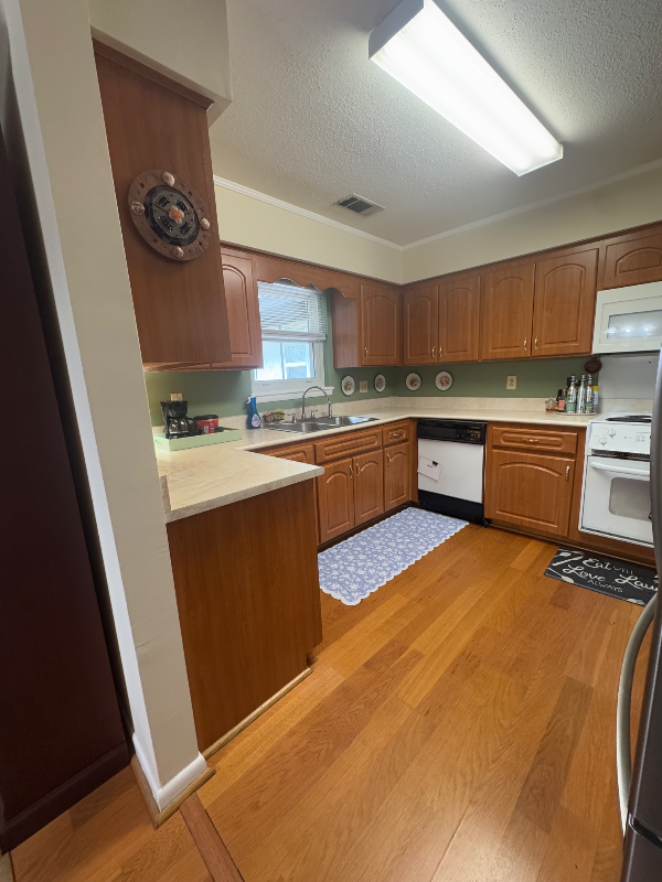 620 Broad River Dr - Photo 6 of 16