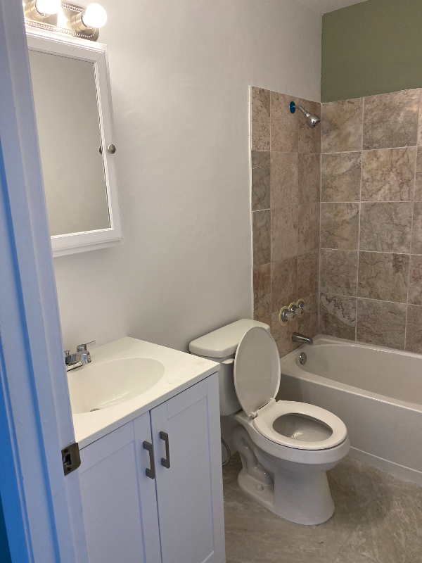 38520 N 86th St - Photo 3 of 8