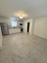 4025 Nw 4th St #B - Photo 1 of 1