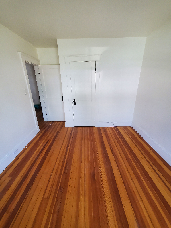 25 Oak St #1 - Photo 5 of 11