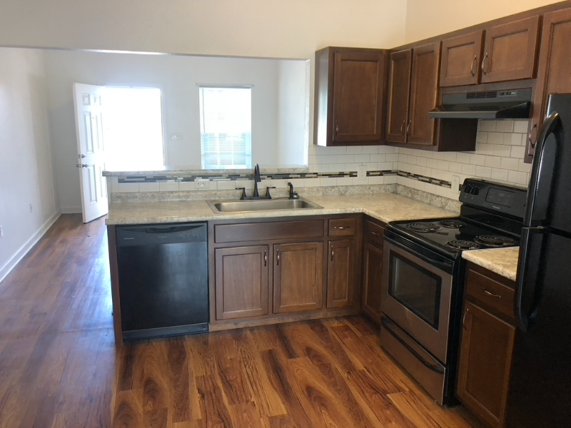 418 Circle H Dr #420 - Photo 2 of 9