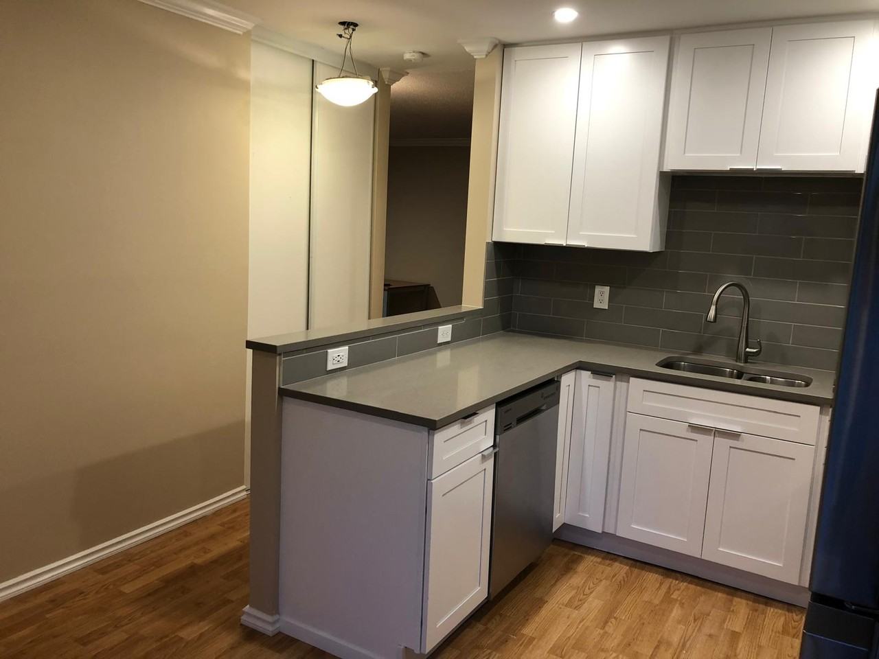 302 Highland Way #5 - Photo 2 of 13