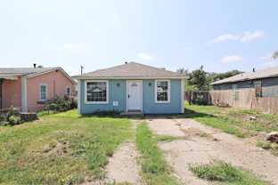 4006 Se 12th Ave - Photo 1 of 1