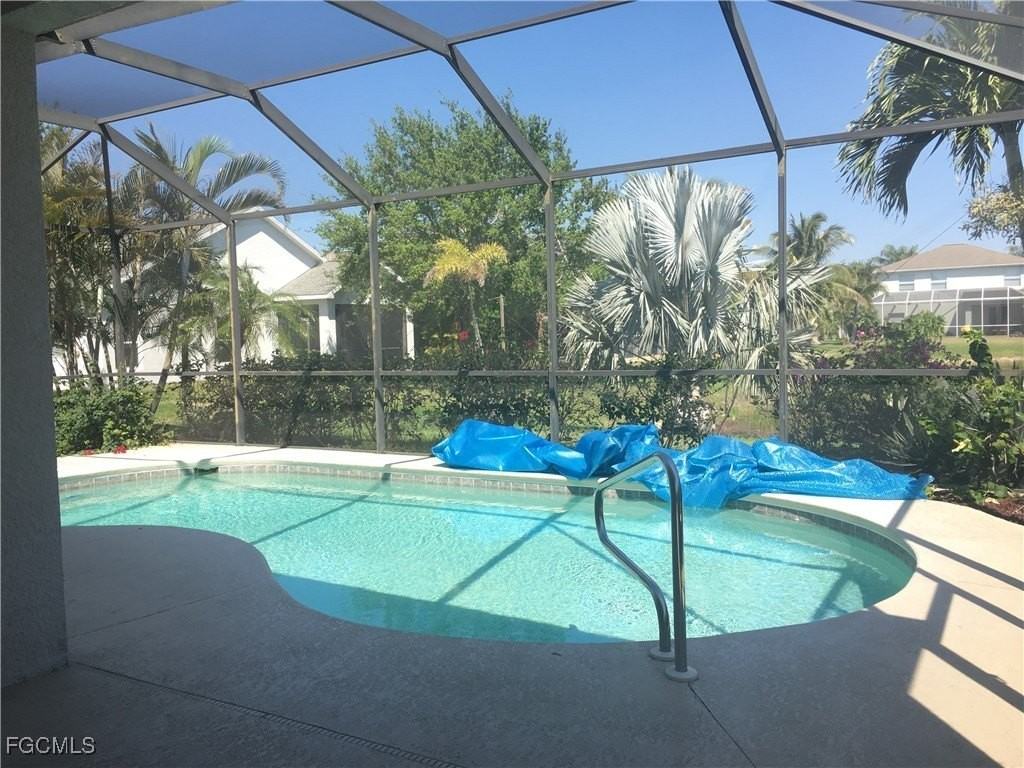 9019 Gladiolus Preserve Cir - Photo 2 of 14