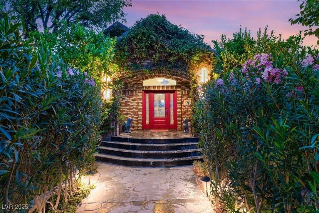 3004 Astoria Pines Cir - Photo 5 of 50