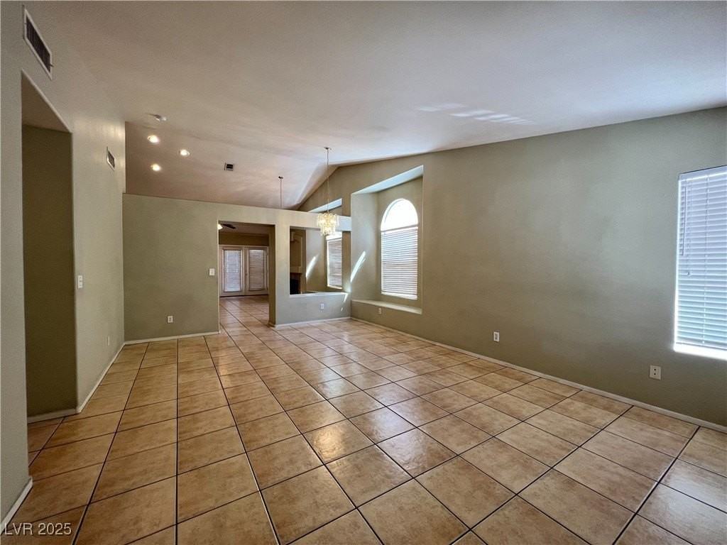 9824 Double Rock Dr - Photo 4 of 23