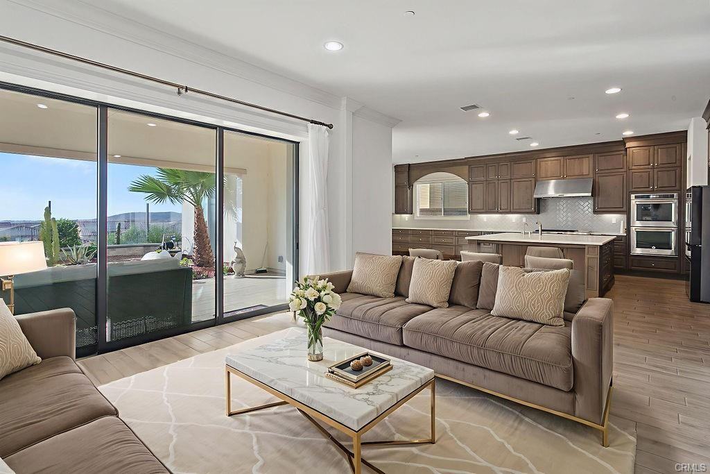 35 Manzanillo - Photo 2 of 8