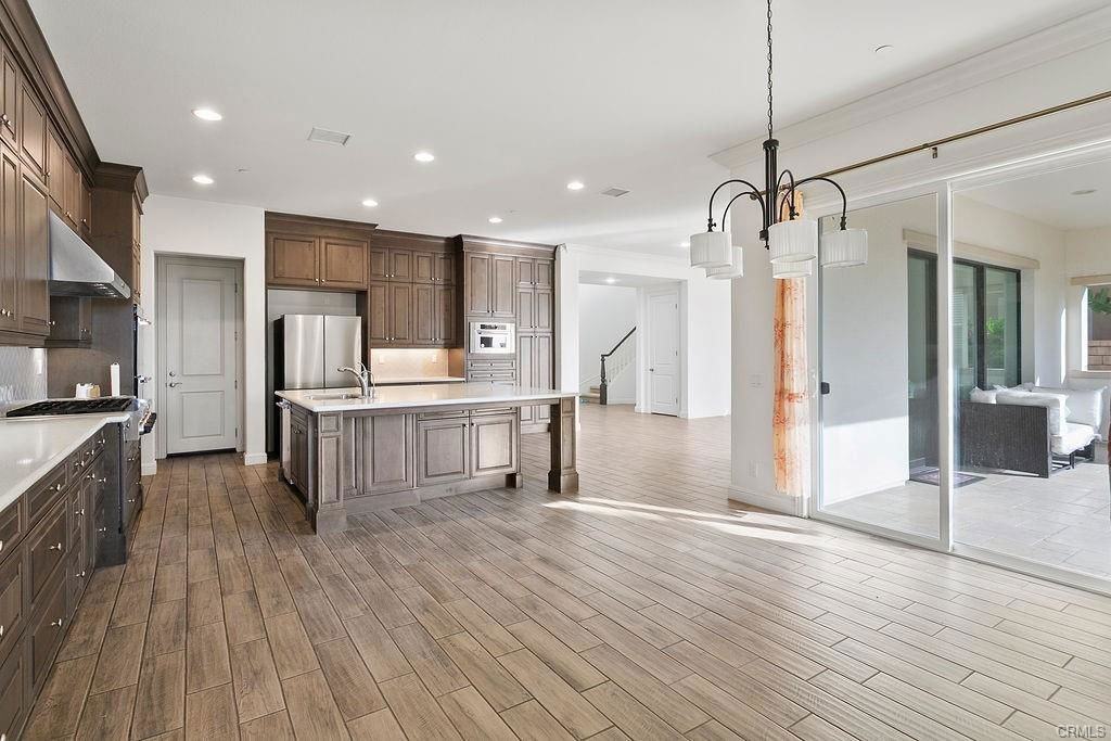 35 Manzanillo - Photo 3 of 8