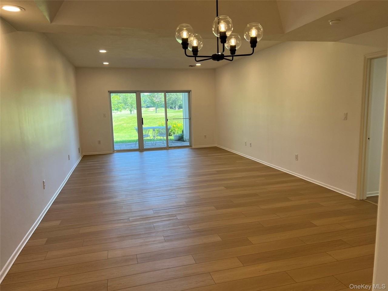 85 Windwatch Dr - Photo 7 of 36