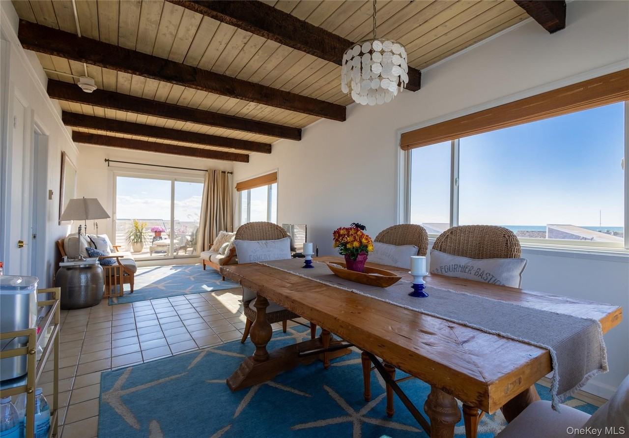 539 Dune Rd #18 - Photo 6 of 22