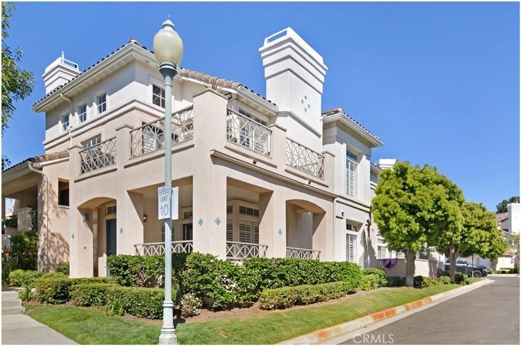 200 Shorebreaker Dr - Photo 4 of 39