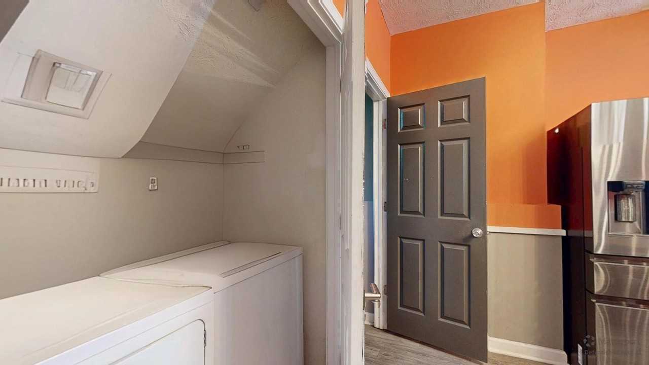 Holmes St Nw - Photo 3 of 14