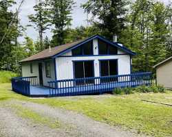 featured image of 154 Parkwood Dr