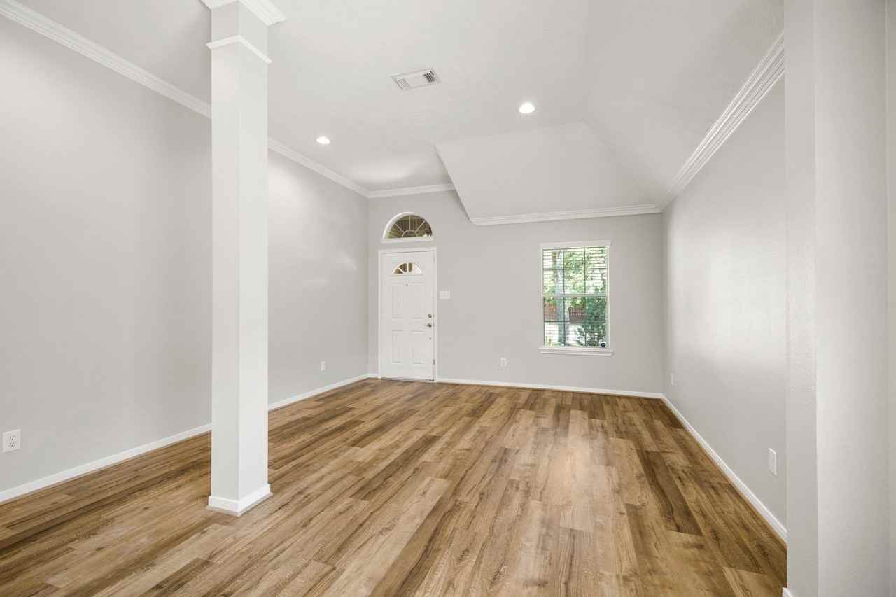 1234 Walston Ridge Dr - Photo 5 of 39